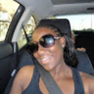 Meet your Posher, Latoya